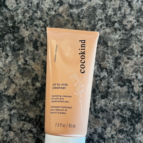 Cocokind Oil to Milk Cleanser - Cream - Picture 1 of 2